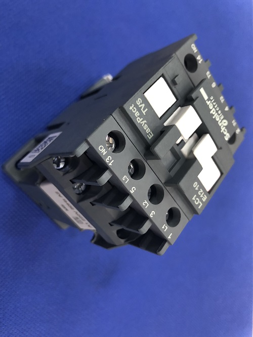 Khởi động từ Schneider LC1E1210M5